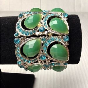 Vintage Teal lucite Bead & Blue crystal Stud Silver Tone Wide Stretch Bracelet